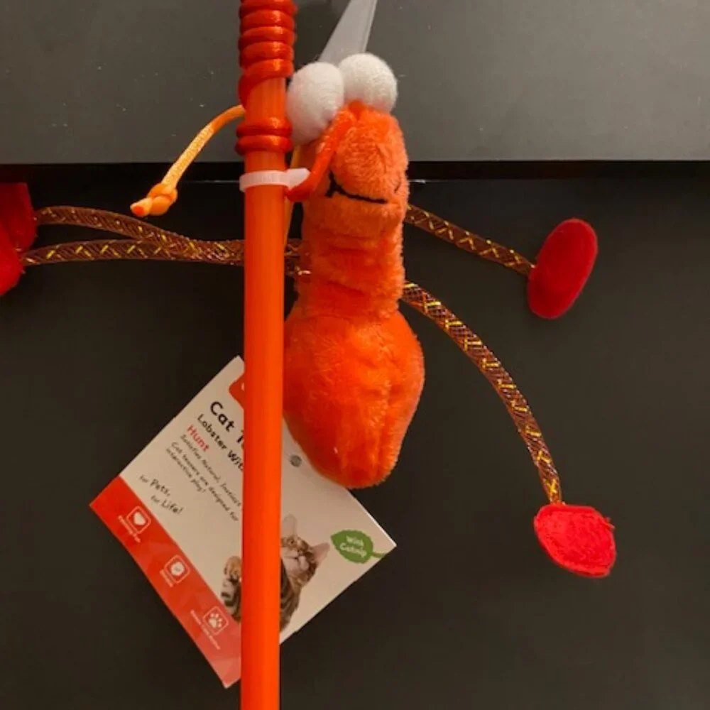ugoo: Interaction Cat Teaser (Lobster w/ catnip) HUNT